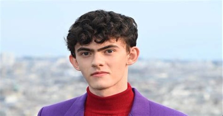 Discover The Unfiltered Truth: Joe Locke's Nationality Revealed