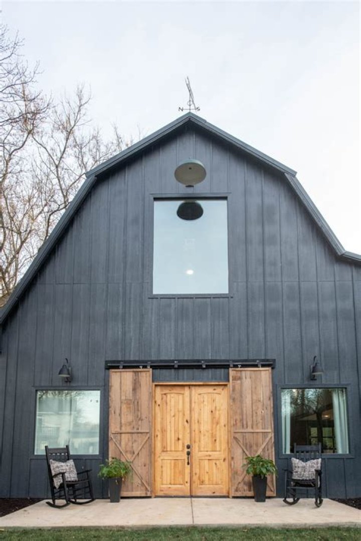 DIY Dream: Transforming A Fixer-to-Fabulous Barn Into A Rural Oasis