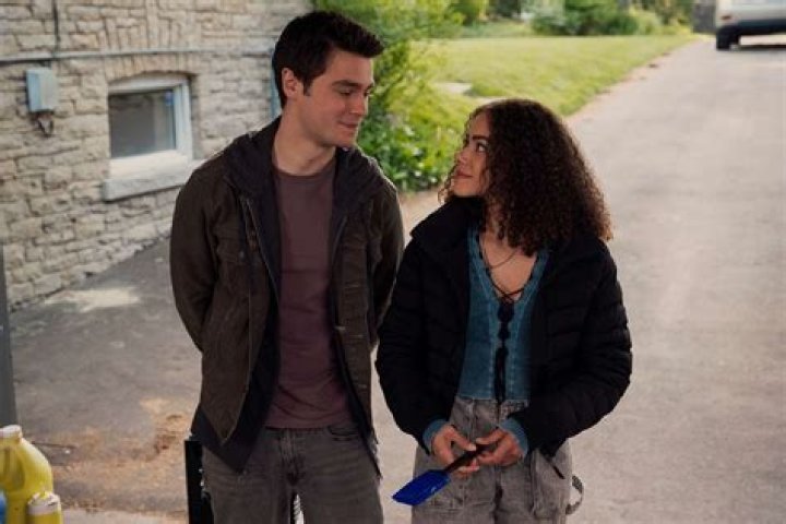 Does Felix Mallard Of Ginny & Georgia Have Real Hair? How Did He Grow His Hair? Long Hairstyle ·