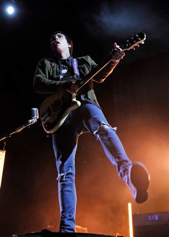 Frank Iero Net Worth ·