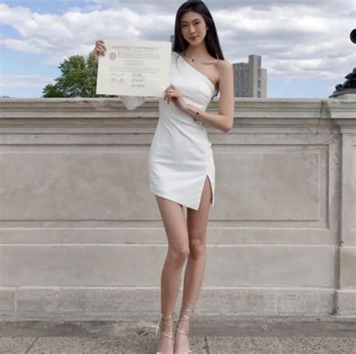 Nadine Lee's Height: Unlocking Insights, Challenging Norms