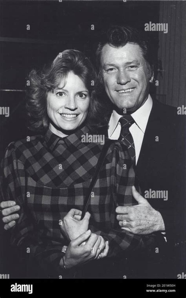 Rediscovering The Enduring Charm Of John Karns And Julie Sommars