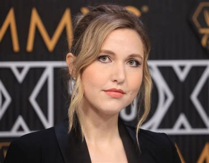 Unveiling Taylor Tomlinson's Height: Insights And Surprises Revealed