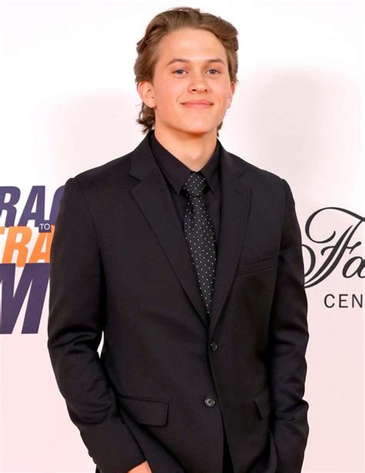 Unveiling The Secrets Of Deacon Reese Phillippe: A Journey Of Discovery