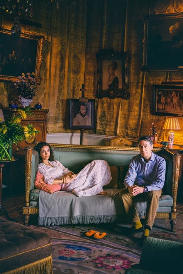 Who is David Villa Dating Now ·